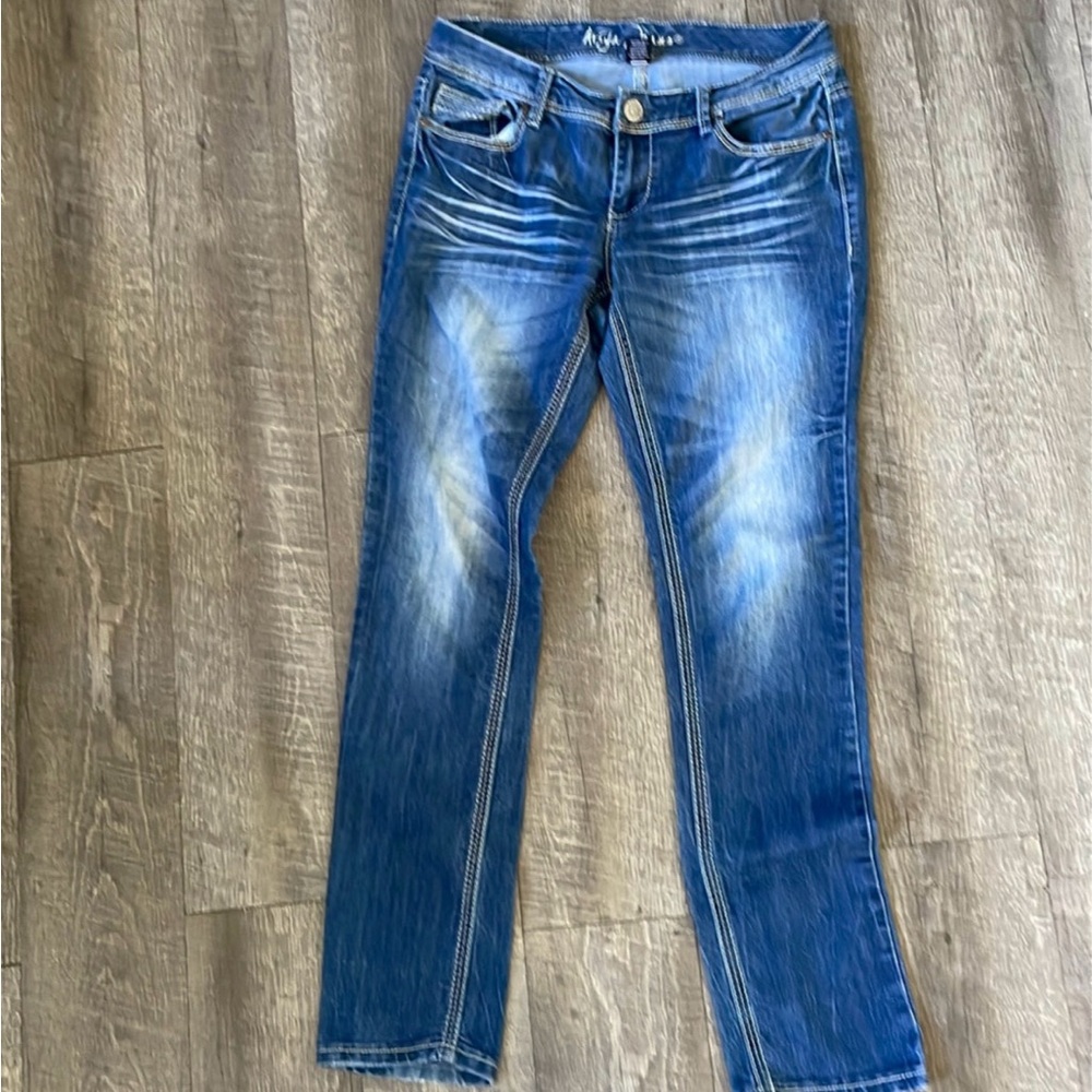 Ariya Straight Leg Jeans